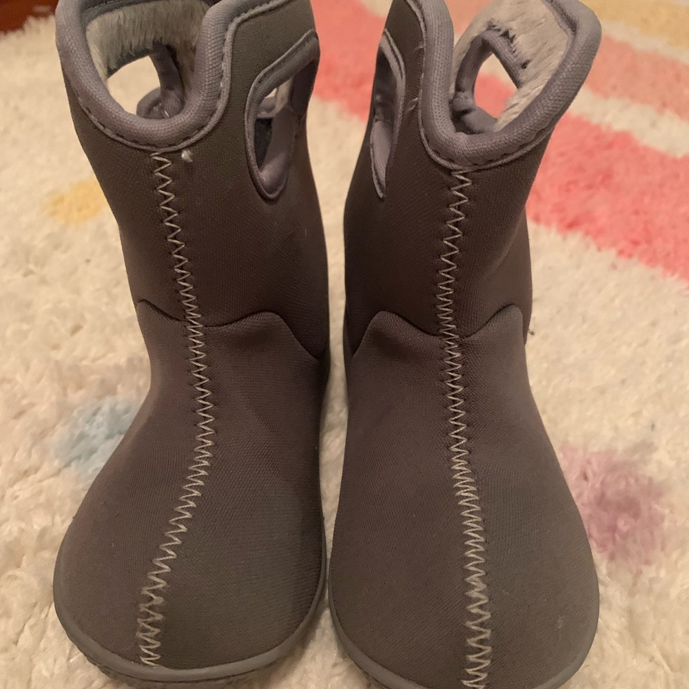 BOGS toddler rain boots size 6